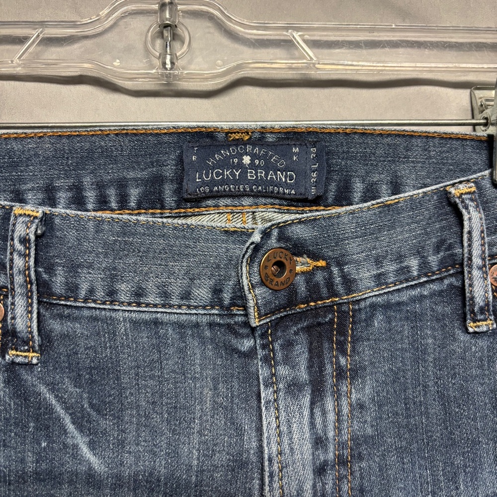 Lucky Brand Men's Denim Vintage Straight Jeans - Picture 2 of 8